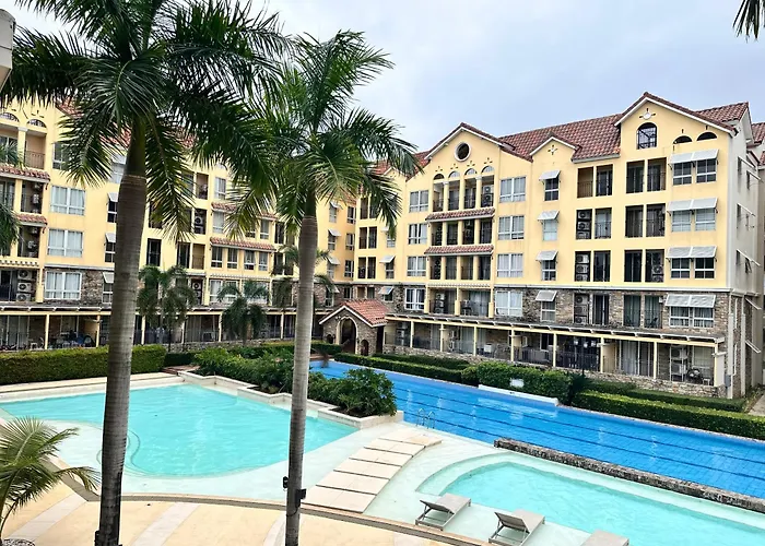 Apartment Cj Premier At Amalfi Oasis Near Sm Seaside Mall & Nustar Casino Hotel,