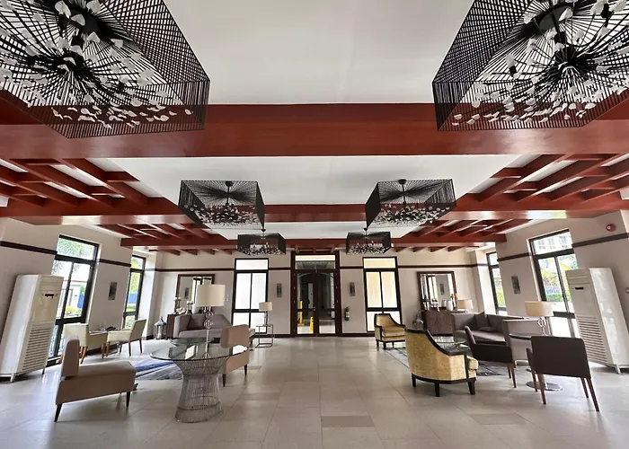 Apartment Cj Premier At Amalfi Oasis Near Sm Seaside Mall & Nustar Casino Hotel,